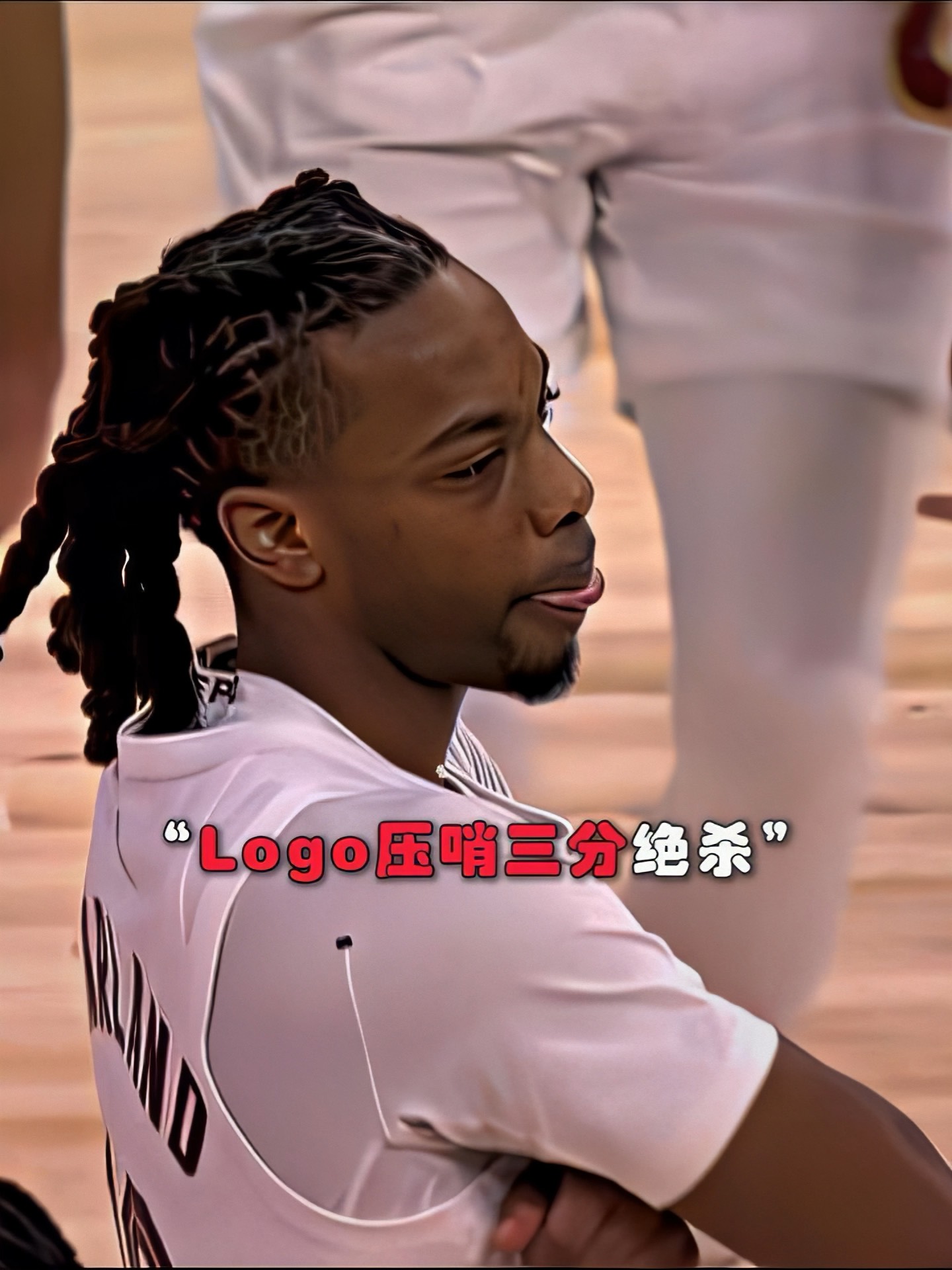 九游游戏-压哨绝杀!球员携手逆转绝佳胜利