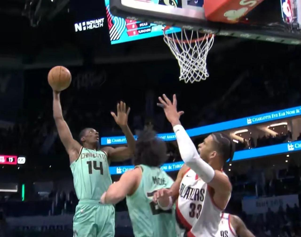 黄蜂客场击败国王，迎来两连胜的简单介绍