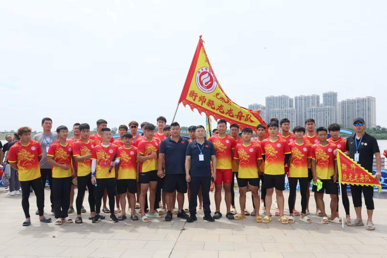 精英球队在比赛中展现出强劲的实力 精英球队在比赛中展现出强劲的实力