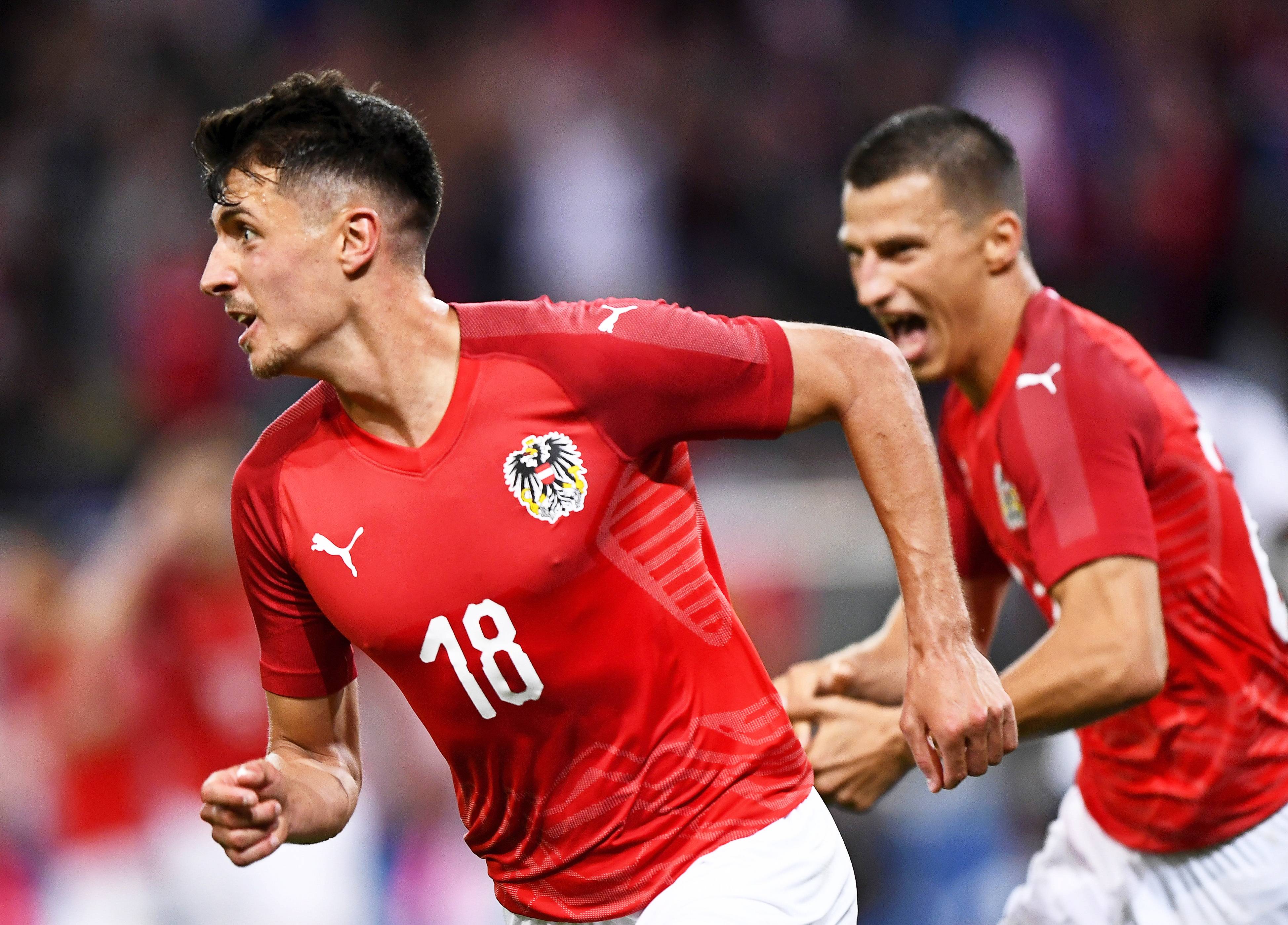 关于土耳其队在欧洲杯上实力强劲,备受称赞的信息 关于土耳其队在欧洲杯上实力强劲,备受称赞的信息