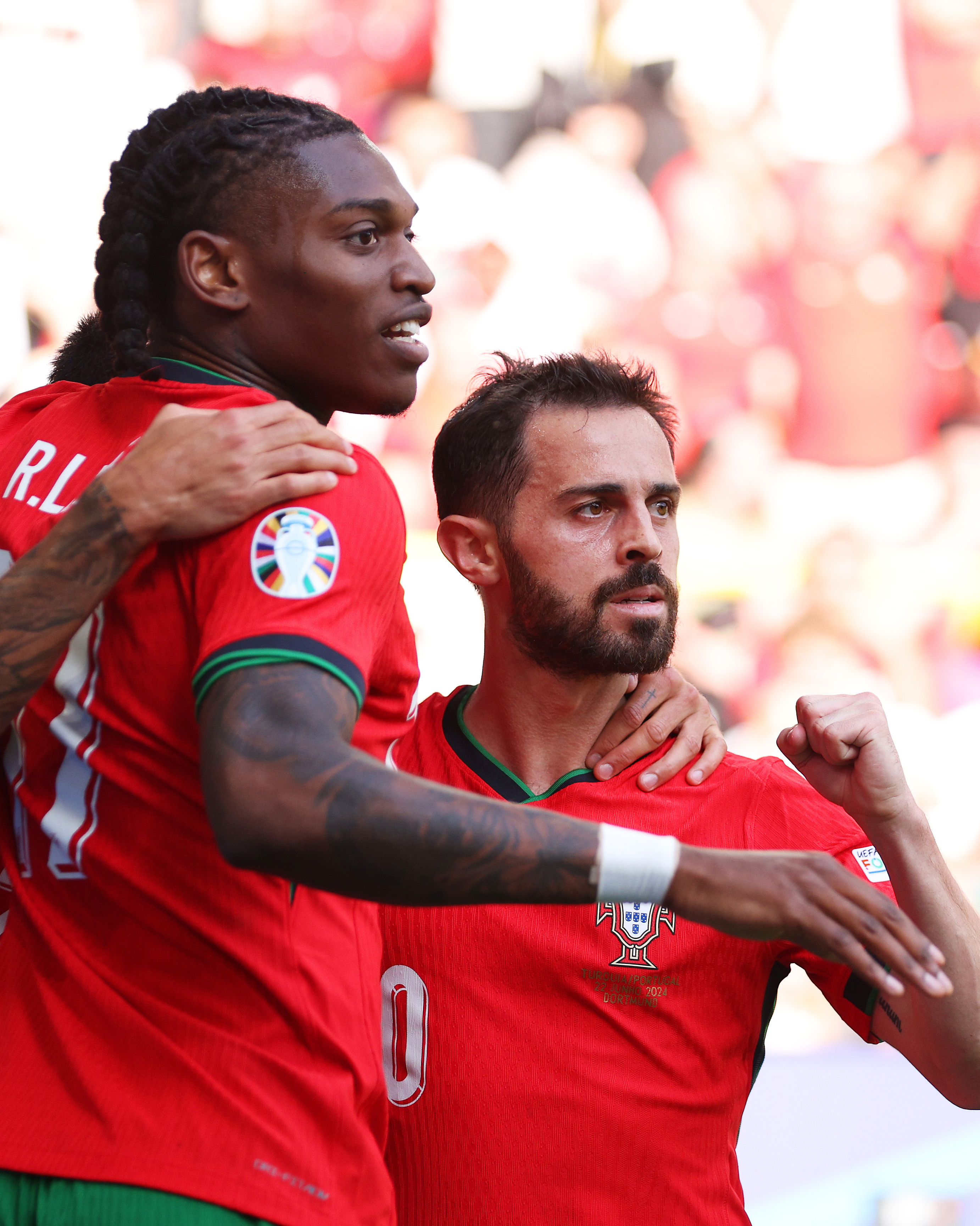 葡萄牙队主场作战,力克对手晋级决赛 葡萄牙队主场作战,力克对手晋级决赛