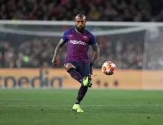 关于比达尔连续披荆斩棘,成为球队中流砥柱的信息 关于比达尔连续披荆斩棘,成为球队中流砥柱的信息