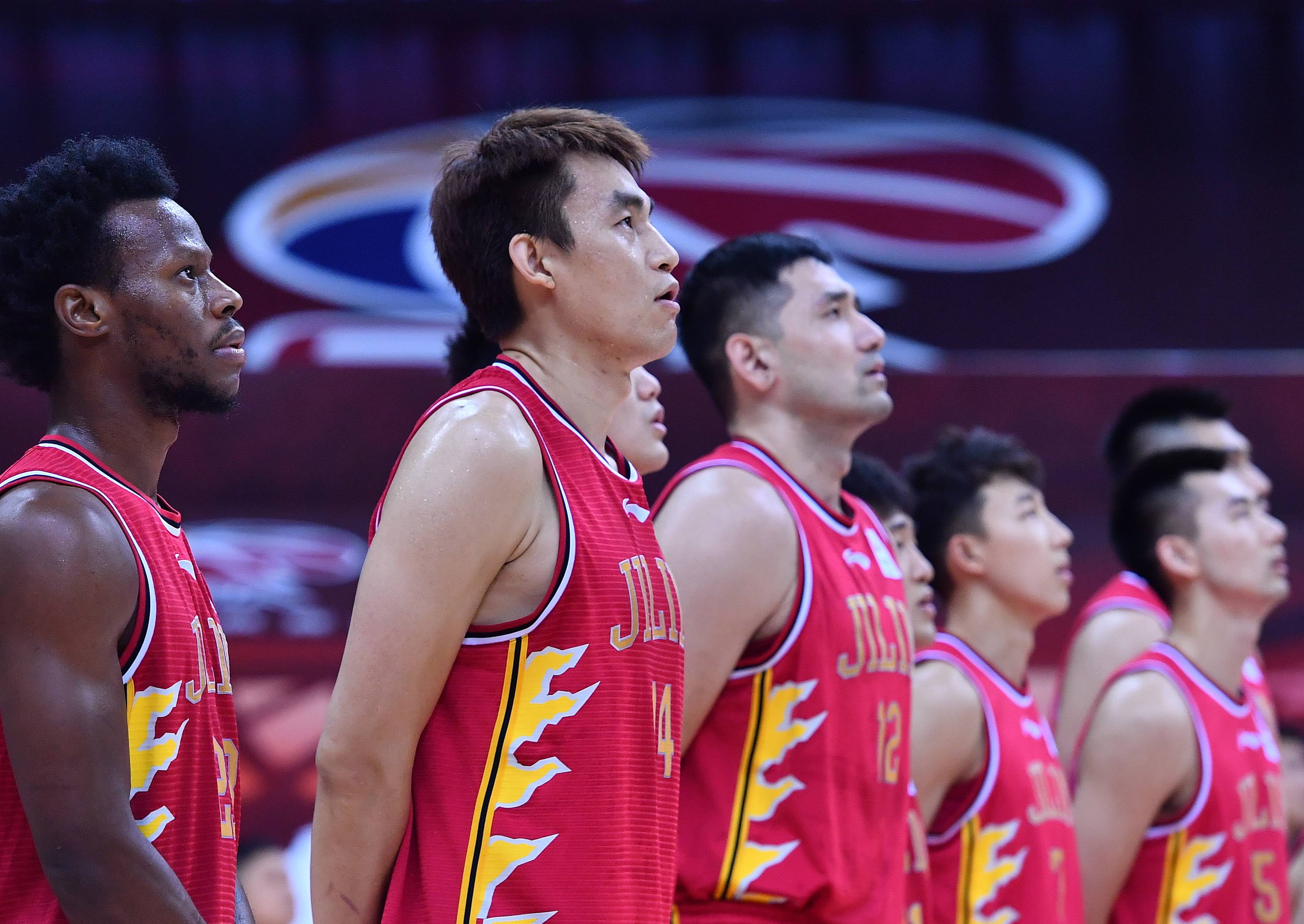 拉丁美洲篮球职业联赛引发关注，球员表现优异