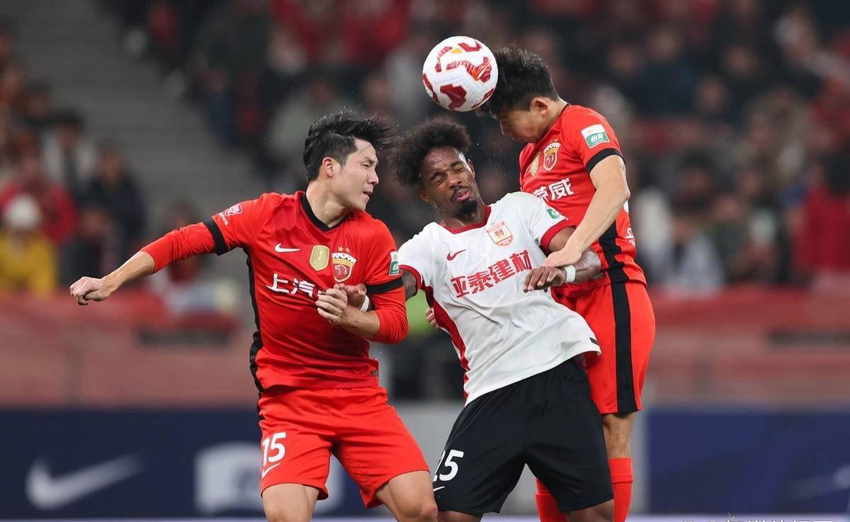 九游娱乐官方-中超新秀，恒大队表现稳健