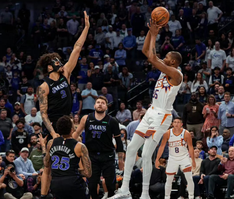 九游官网-包含独行侠队全队发挥亮眼，连胜在望的词条