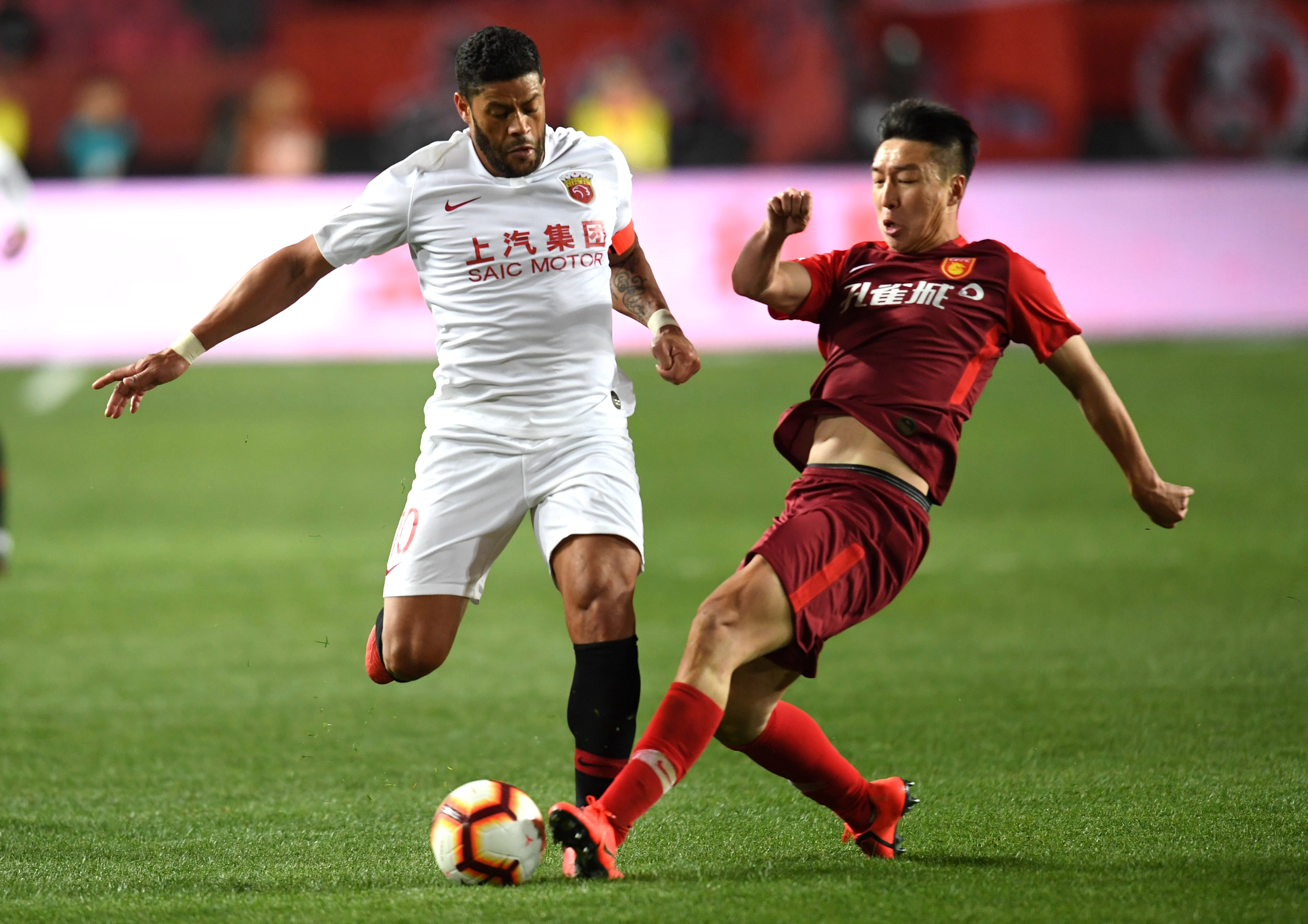 包含河北华夏幸福不敌对手,表现有所下滑的词条 包含河北华夏幸福不敌对手,表现有所下滑的词条