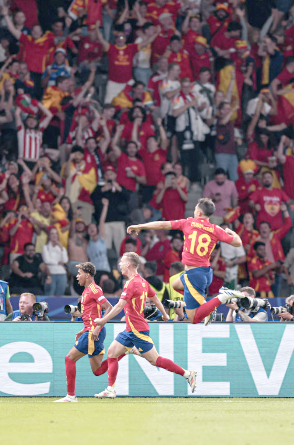 拉脱维亚队在欧洲锦标赛中夺冠 拉脱维亚队在欧洲锦标赛中夺冠