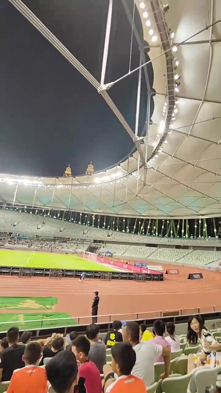 九游中国-足球比赛深夜开启,胜负迷离令人着迷的简单介绍