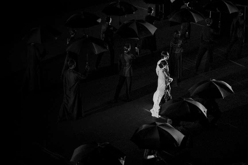 包含激光焦点，场上紧张气氛飘逸扑朔迷离的词条