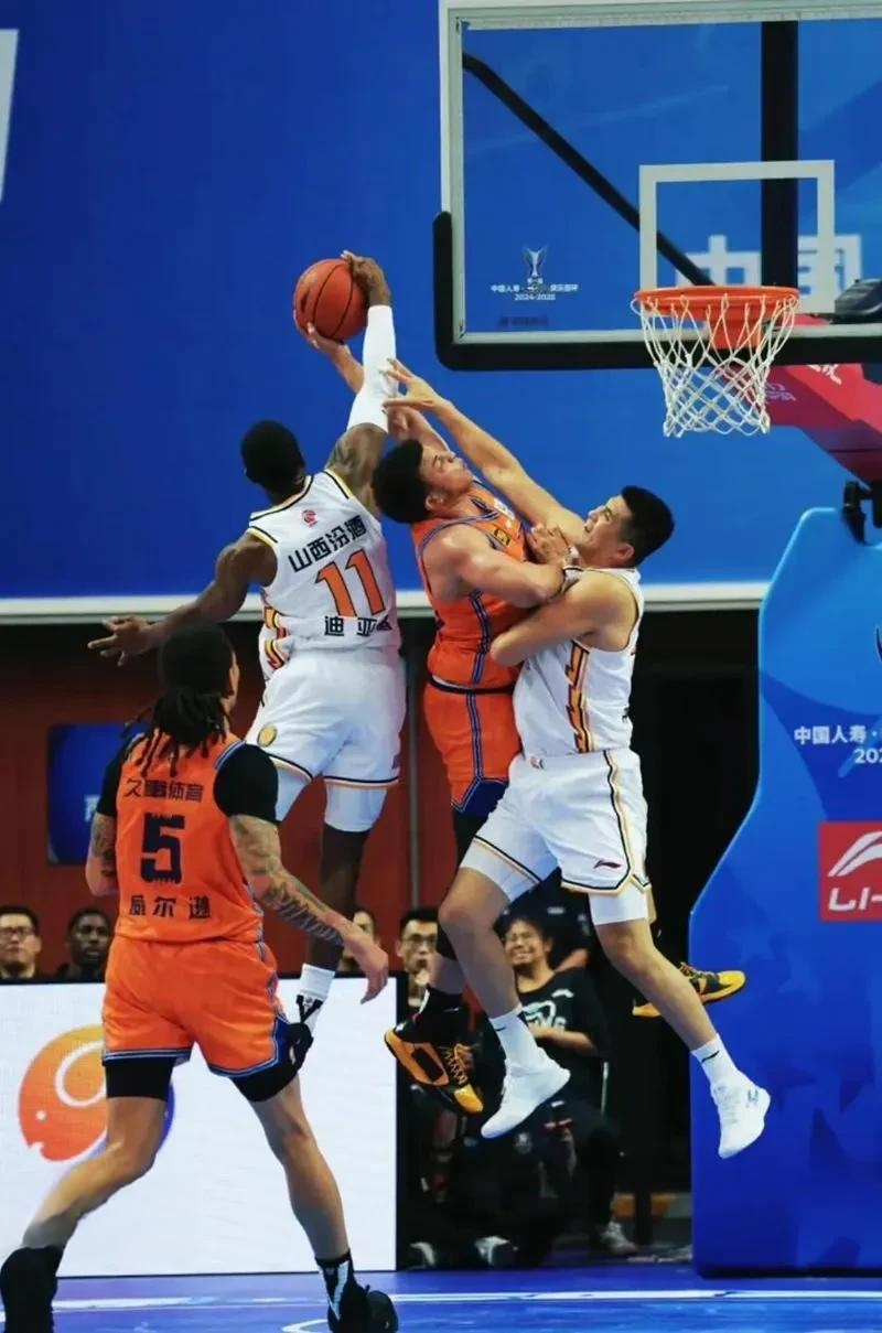 关键时刻关键进球，球队逆转胜出展现实力的简单介绍