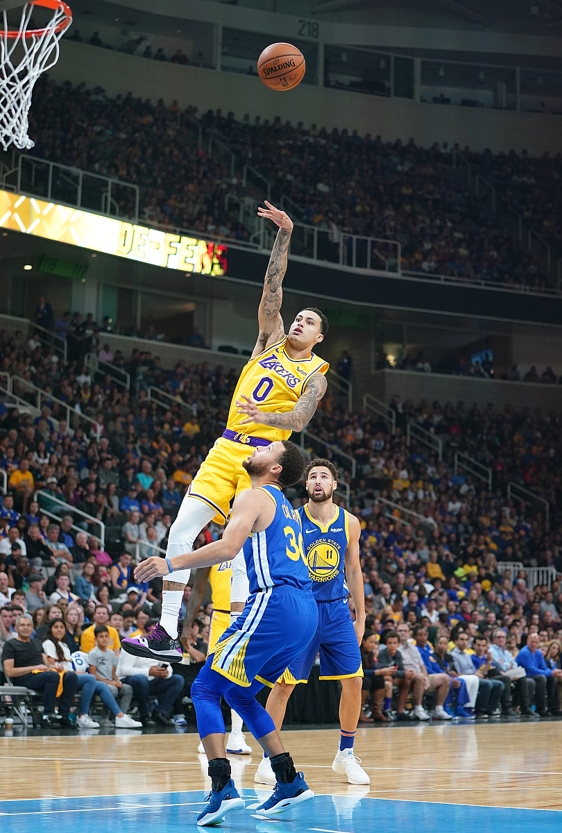 九游体育官方入口-里尔队员表现抢眼,帮助球队取得胜利