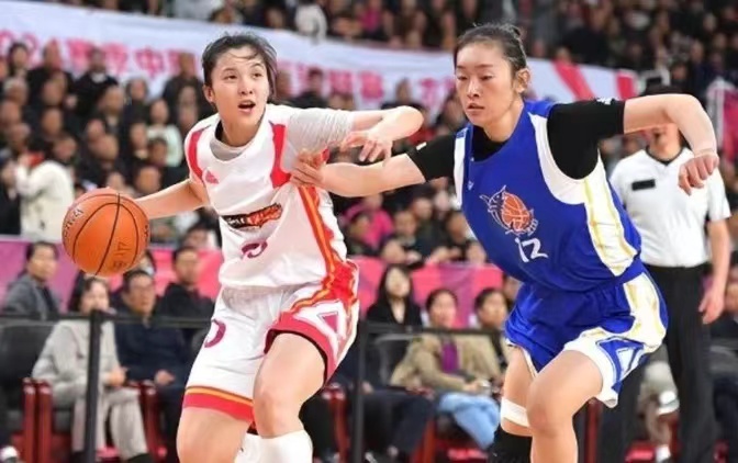 河北女篮迎来胜利，逆转击败对手