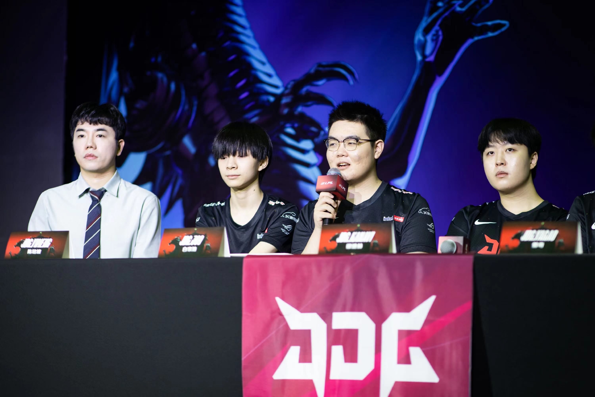 FLY轻取TSM,Kanavi拿下关键大龙宿敌对决小组赛,技惊四座 FLY轻取TSM,Kanavi拿下关键大龙宿敌对决小组赛,技惊四座