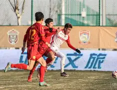 九游娱乐首页-球队备战冲击冠军,决胜关头斗志昂扬