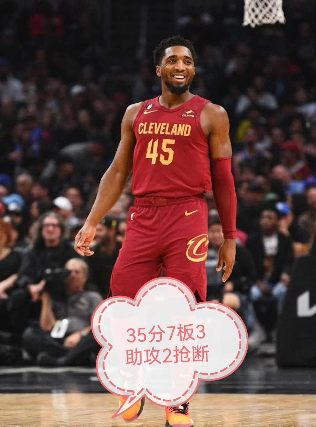 公牛横扫太阳,米切尔状态火热的简单介绍 公牛横扫太阳,米切尔状态火热的简单介绍