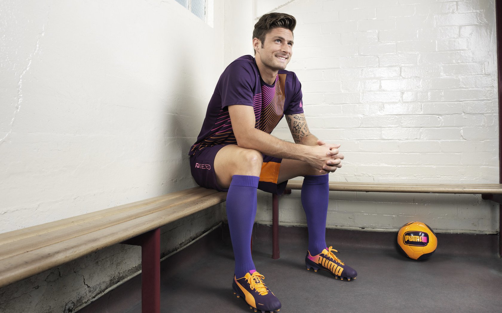 九游娱乐网页-李刚仁安菲尔德独奏夜，红军交响乐中斩落德意志