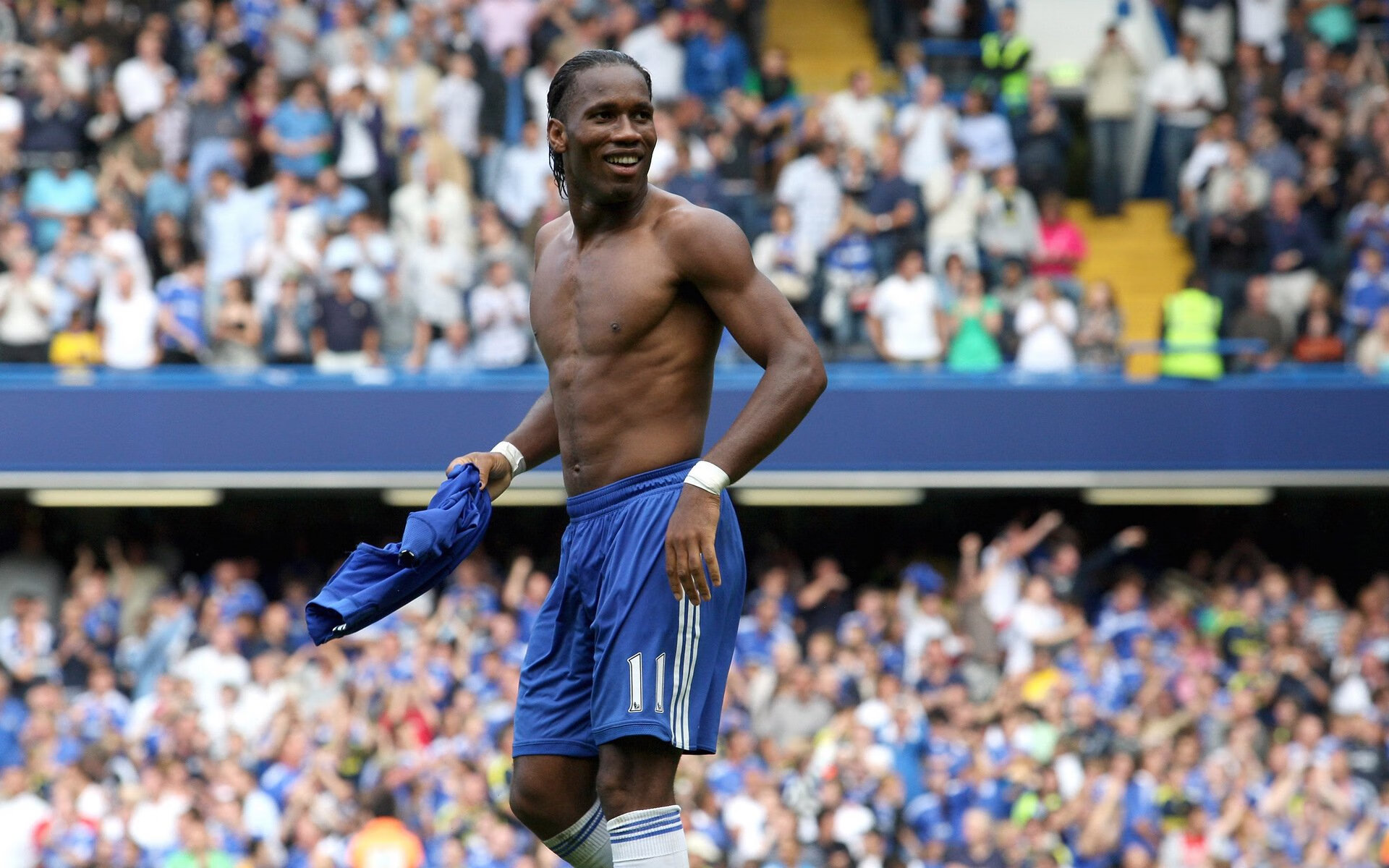 暮光骑士的绝唱，当阿圭罗的星光撕裂马德里的铁幕